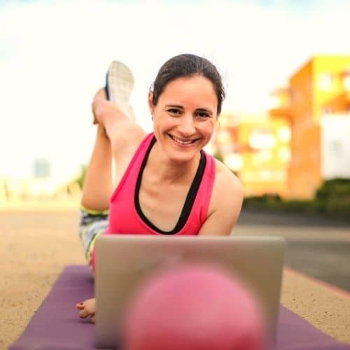 Online Fitness für vielbeschäftigte Frauen - mit Kerstin Goldstein